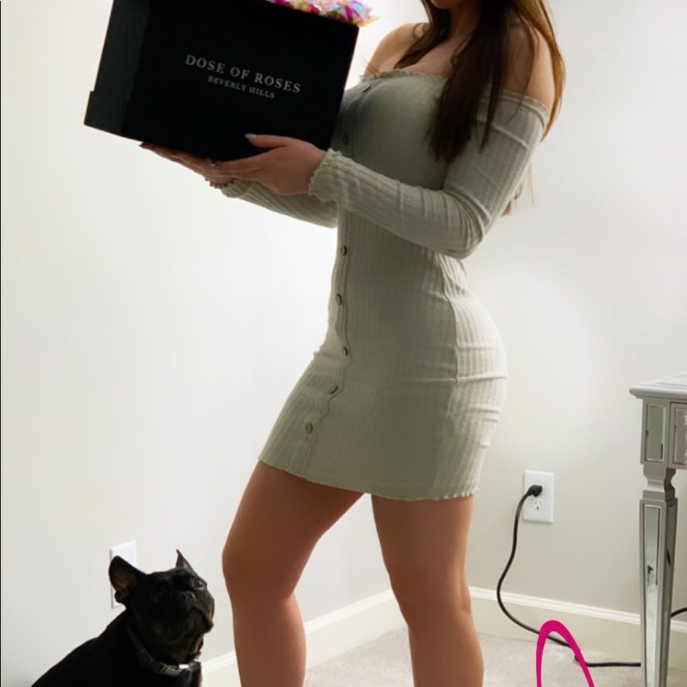 Fashion Nova Fall dress 🤍